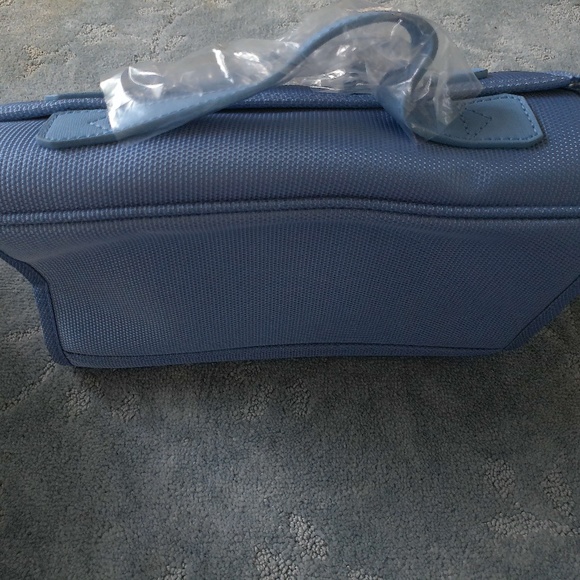 5 PIECE LIGHT BLUE JOY HANDBAG LUGGAGE COLLECTION SET - Picture 7 of 13